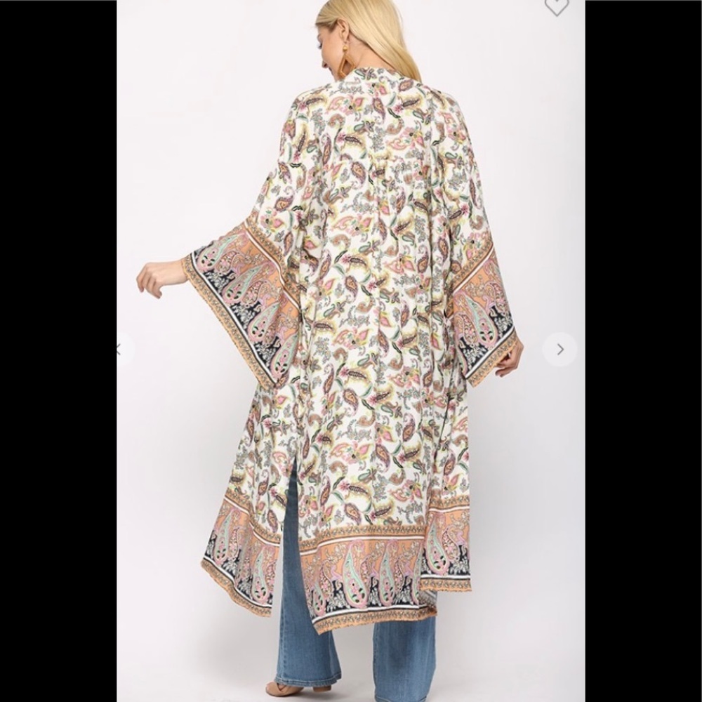 Paisley print mixed and placement maxi kimono. - Picture 5 of 6